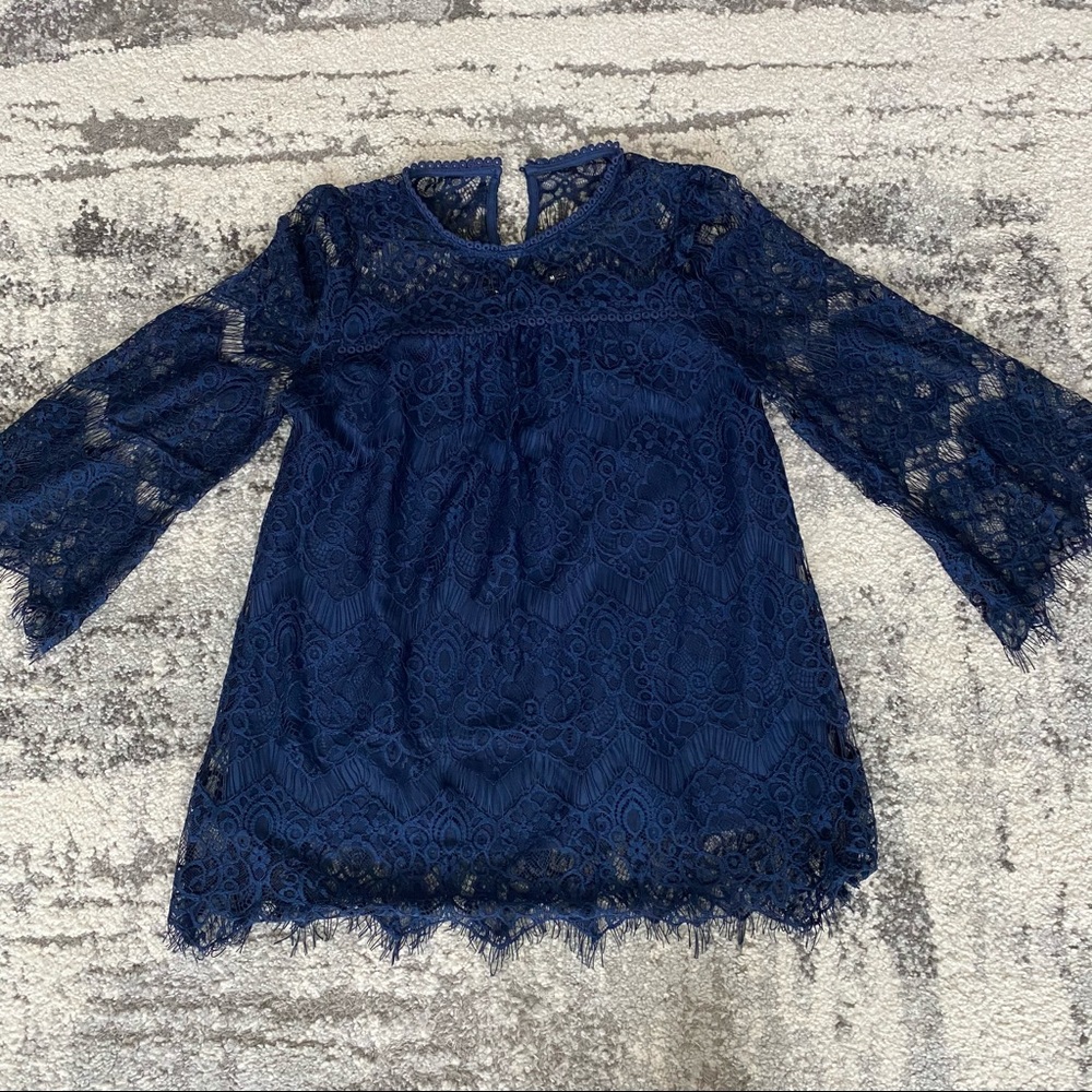 Blu Pepper || lined blue lace top